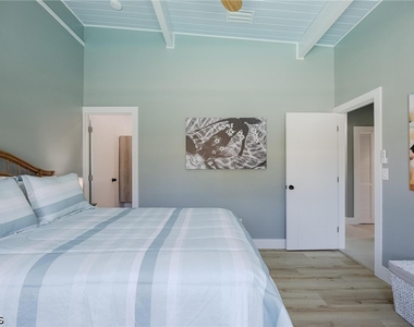 434 Lagoon Drive - Photo Thumbnail 37