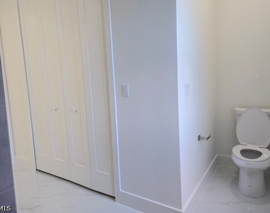 5385 Kaspar Street - Photo Thumbnail 7