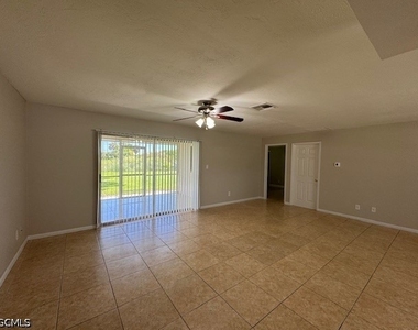 1108 Se 23rd Terrace - Photo Thumbnail 8