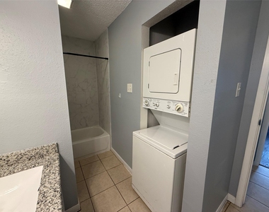 10049 Westpark Drive - Photo Thumbnail 7