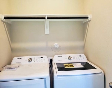 905 Chickasaw Drive - Photo Thumbnail 15