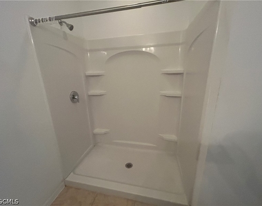 1708 Sw 1st Avenue - Photo Thumbnail 4
