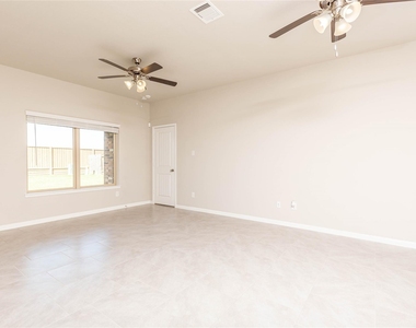 3206 Zephyr Park Lane - Photo Thumbnail 12