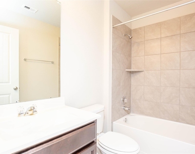 3206 Zephyr Park Lane - Photo Thumbnail 8