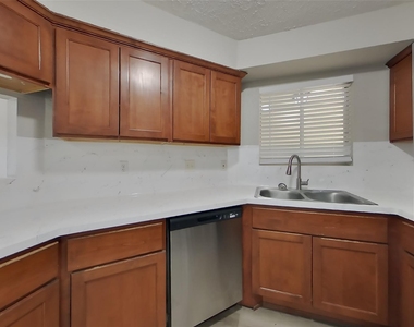 24019 Lone Elm Drive - Photo Thumbnail 5