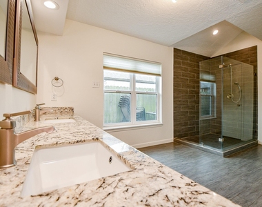7711 Hopewell Lane - Photo Thumbnail 24