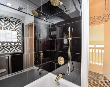 7711 Hopewell Lane - Photo Thumbnail 20