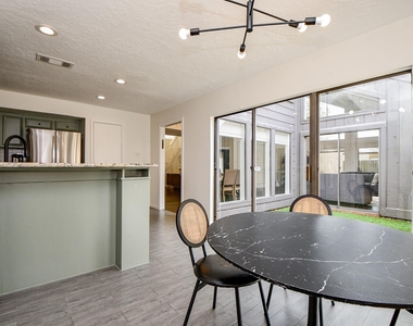 7711 Hopewell Lane - Photo Thumbnail 14