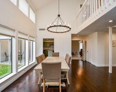 7711 Hopewell Lane - Photo Thumbnail 3