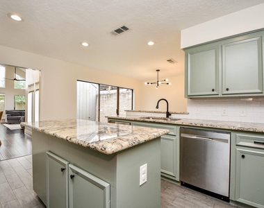 7711 Hopewell Lane - Photo Thumbnail 11