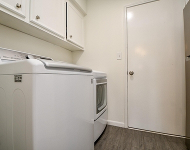 7711 Hopewell Lane - Photo Thumbnail 25