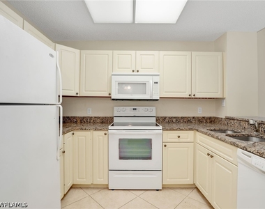 201 Arbor Lake Drive - Photo Thumbnail 14