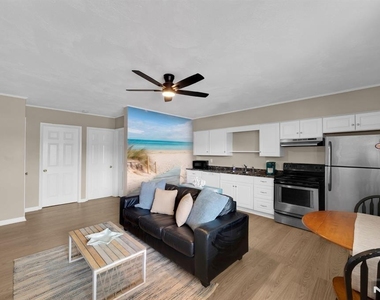 905 Central - Photo Thumbnail 2