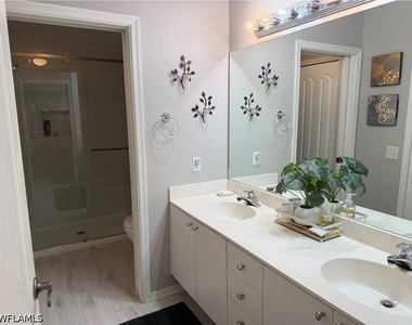7725 Pebble Creek Circle - Photo Thumbnail 9