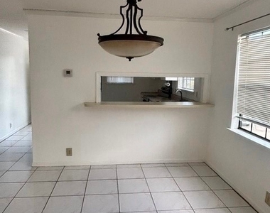 5308 Treetops Drive - Photo Thumbnail 3
