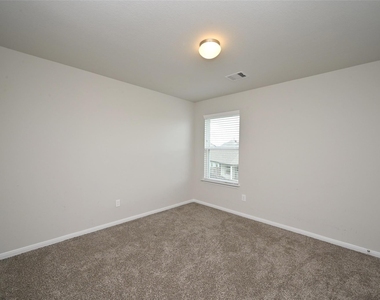 4619 Ehrlich Court - Photo Thumbnail 12