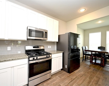 4619 Ehrlich Court - Photo Thumbnail 5