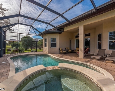 7812 Valencia Court - Photo Thumbnail 10