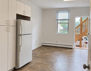 15a Grove - Photo Thumbnail 2