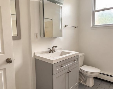 15a Grove - Photo Thumbnail 5