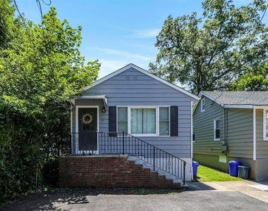 15 Grandview - Photo Thumbnail 1
