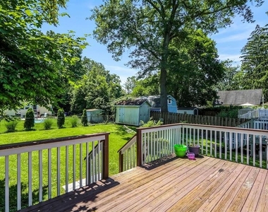 15 Grandview - Photo Thumbnail 12