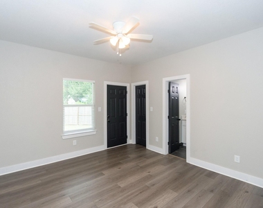 7311 Sandra Street - Photo Thumbnail 9
