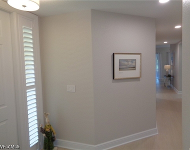 558 Vintage Reserve Lane - Photo Thumbnail 17