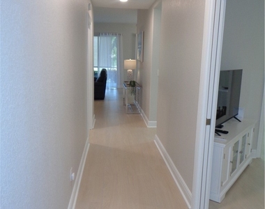 558 Vintage Reserve Lane - Photo Thumbnail 8