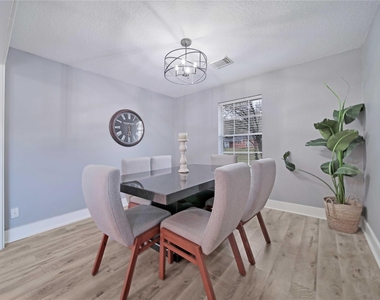 6003 Weisinger Drive - Photo Thumbnail 9