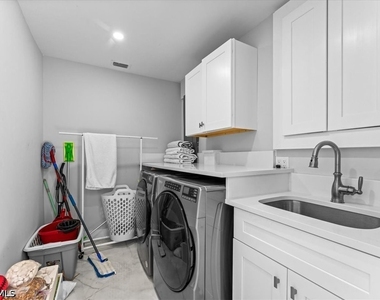1440 8th Street Ne - Photo Thumbnail 8