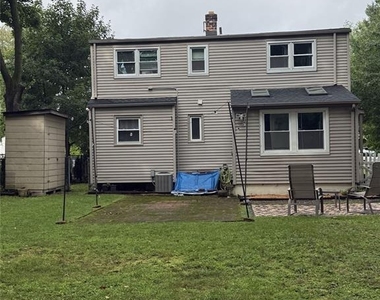 409 Sheffield - Photo Thumbnail 6