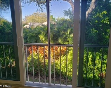 859 Tanbark Drive - Photo Thumbnail 5