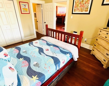 1609 Avenue O - Photo Thumbnail 20