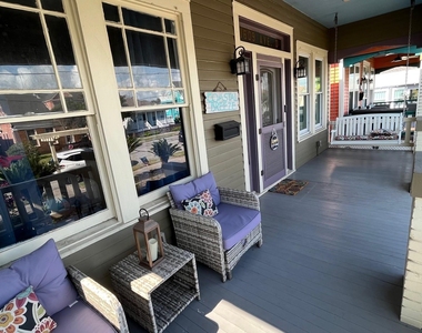 1609 Avenue O - Photo Thumbnail 2