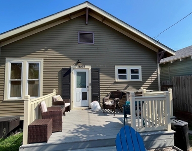 1609 Avenue O - Photo Thumbnail 1
