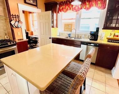 1609 Avenue O - Photo Thumbnail 11