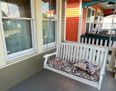1609 Avenue O - Photo Thumbnail 5