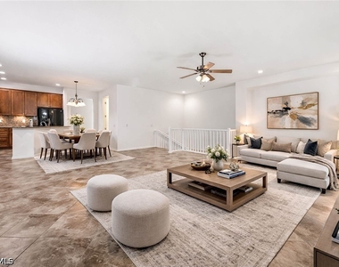 9037 Alturas Street - Photo Thumbnail 7