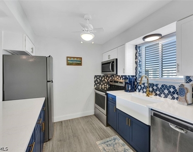 2650 Estero Boulevard - Photo Thumbnail 6