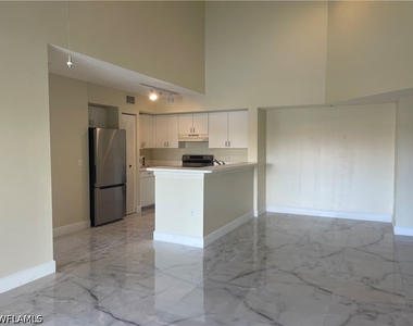 1205 Wildwood Lakes Boulevard - Photo Thumbnail 2