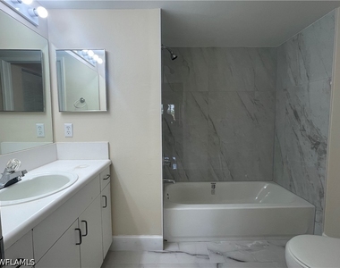 1205 Wildwood Lakes Boulevard - Photo Thumbnail 6