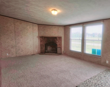 795 Road 5701 - Photo Thumbnail 2