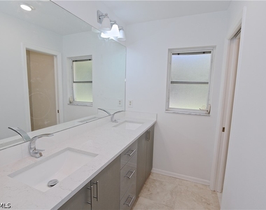 5461 Boxwood Way - Photo Thumbnail 19