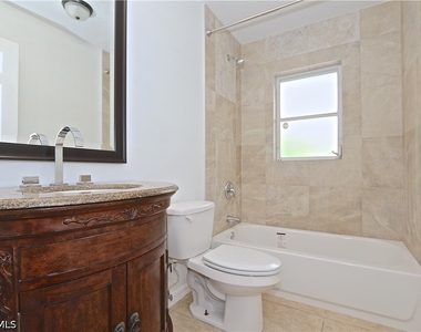 5461 Boxwood Way - Photo Thumbnail 13