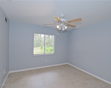 5461 Boxwood Way - Photo Thumbnail 7
