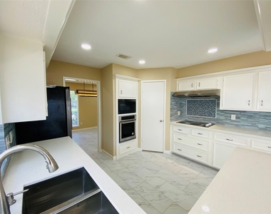 14815 Earlswood Drive - Photo Thumbnail 14
