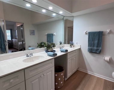 6812 Satinleaf Road S - Photo Thumbnail 16