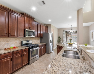 102 Blossom Terrace Lane - Photo Thumbnail 12