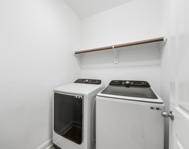 102 Blossom Terrace Lane - Photo Thumbnail 14